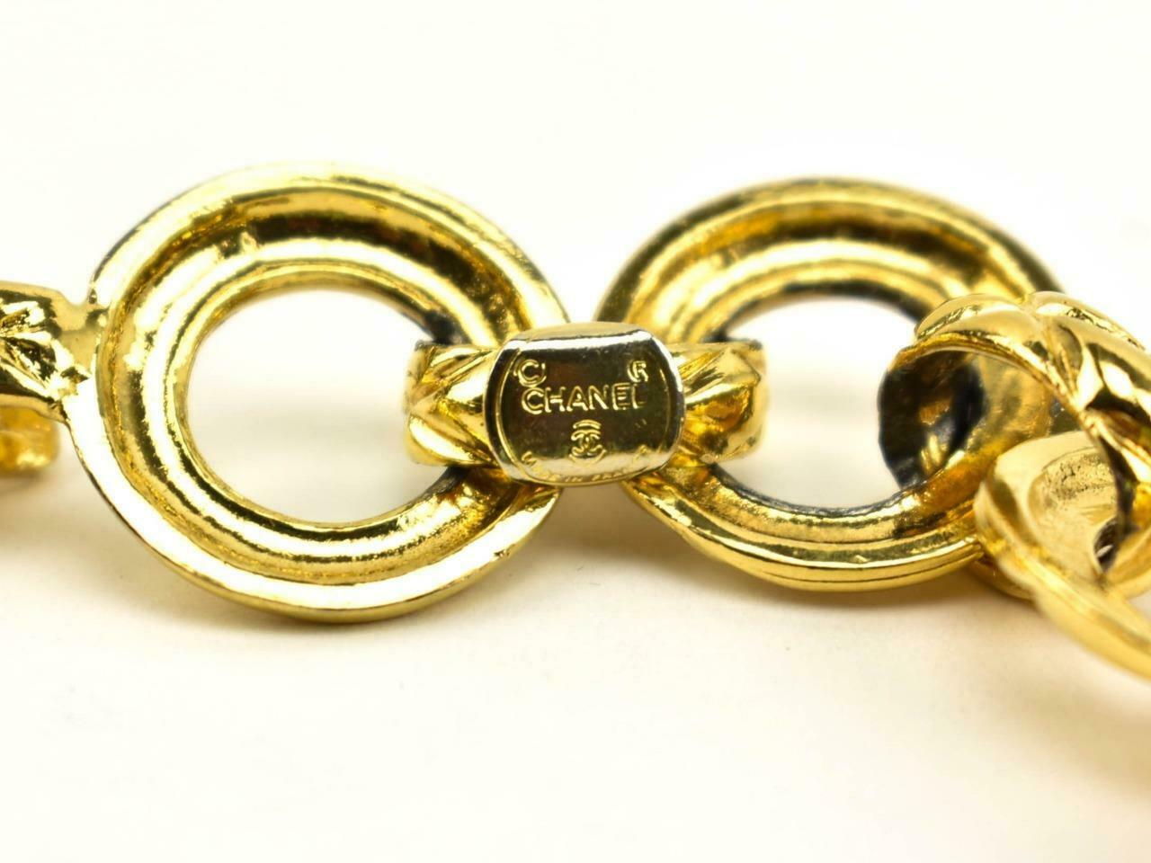 CHANEL: Gold Metal, Circle Link Long Necklace (nt)