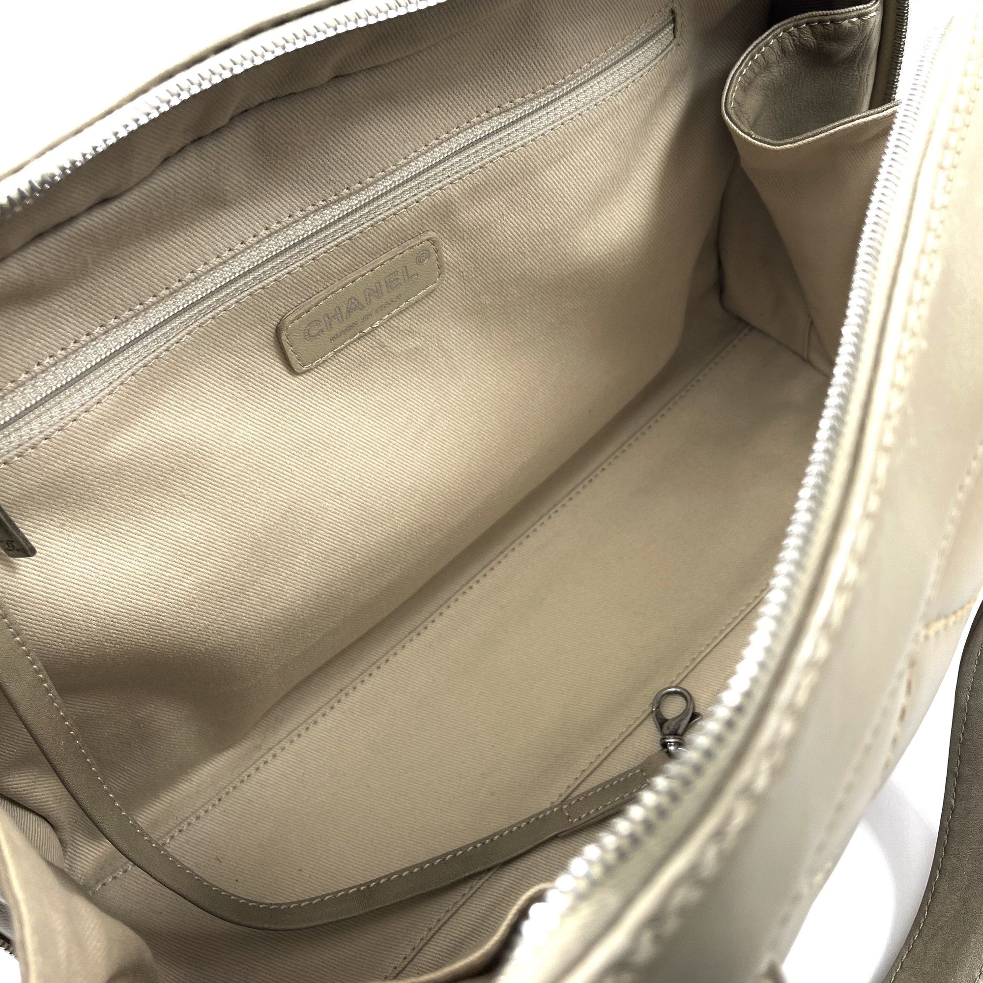 CHANEL Vintage Surpique Bowler Bag