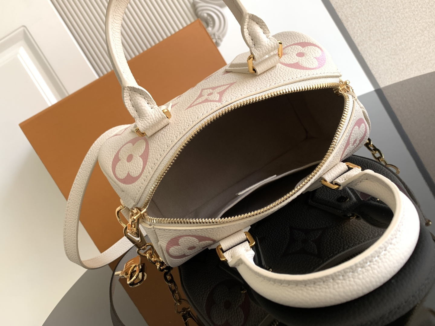 cmp_i1749496911903_956_0_6